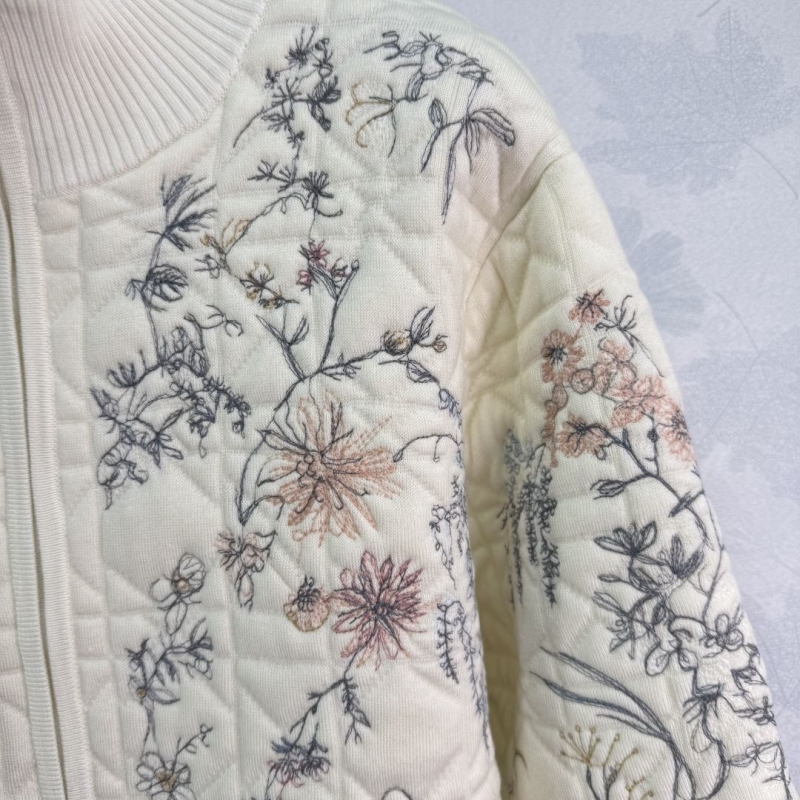 chr1st1an D10r sweaters